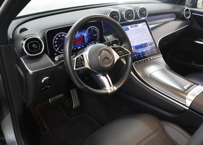 Mercedes-Benz GLC 300e 4MATIC Luxury Line