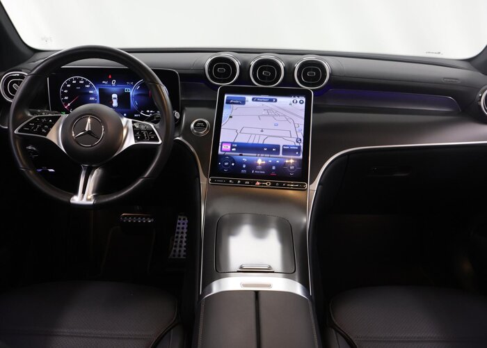Mercedes-Benz GLC 300e 4MATIC Luxury Line