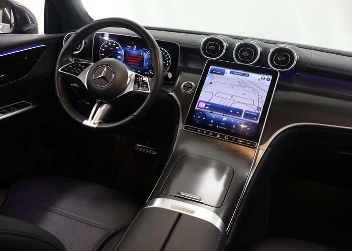 Mercedes-Benz GLC 300e 4MATIC Luxury Line