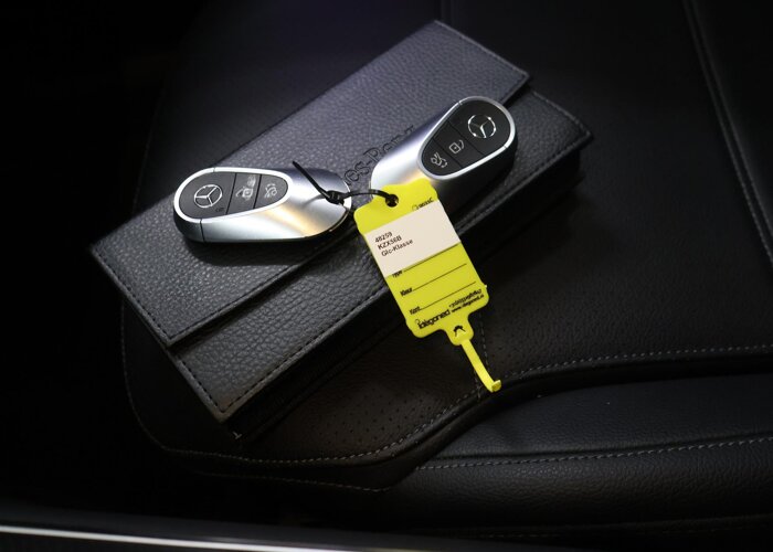 Mercedes-Benz GLC 300e 4MATIC Luxury Line