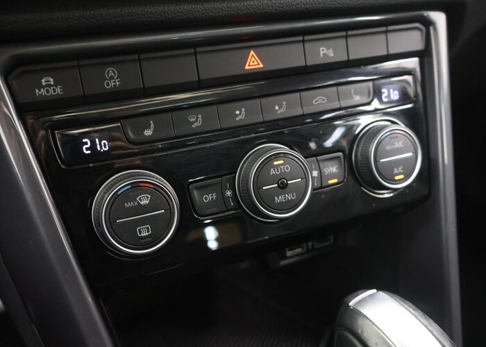 Volkswagen T-Roc 1.5 TSI Sport Business R