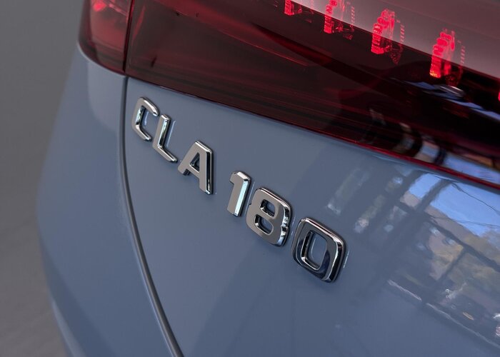 Mercedes-Benz CLA-Klasse 180 Business Solution AMG