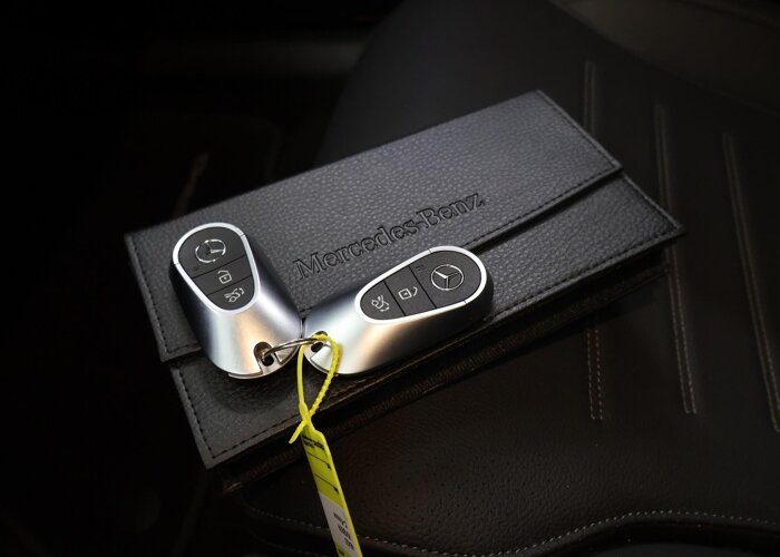 Mercedes-Benz C-Klasse 300 e Business Solution AMG