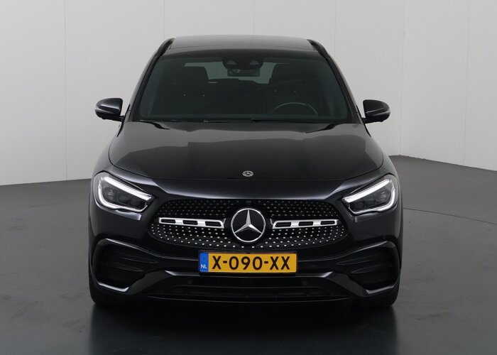 Mercedes-Benz GLA 200 AMG Line