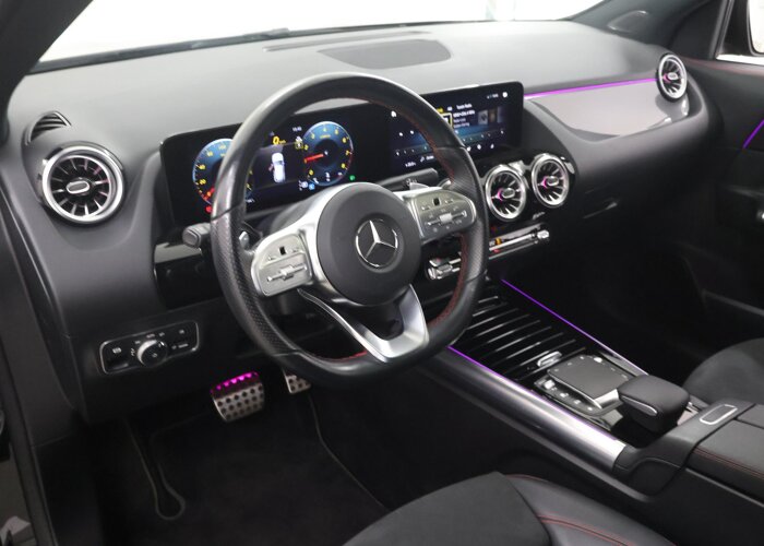 Mercedes-Benz GLA 200 AMG Line