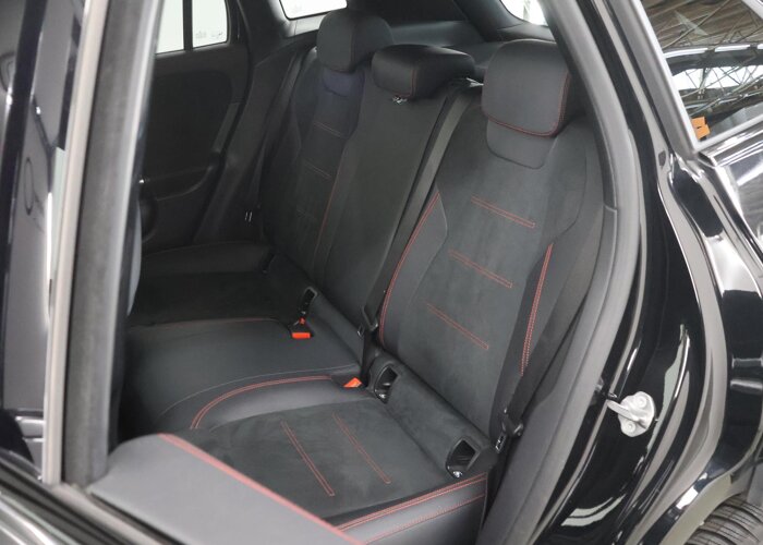Mercedes-Benz GLA 200 AMG Line