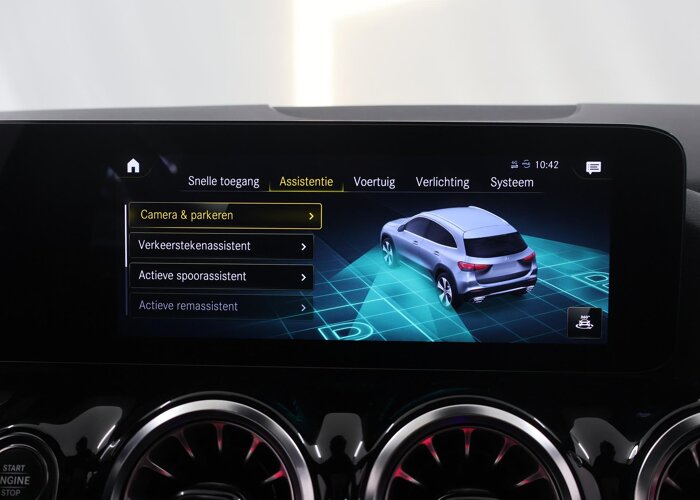 Mercedes-Benz GLA 200 AMG Line