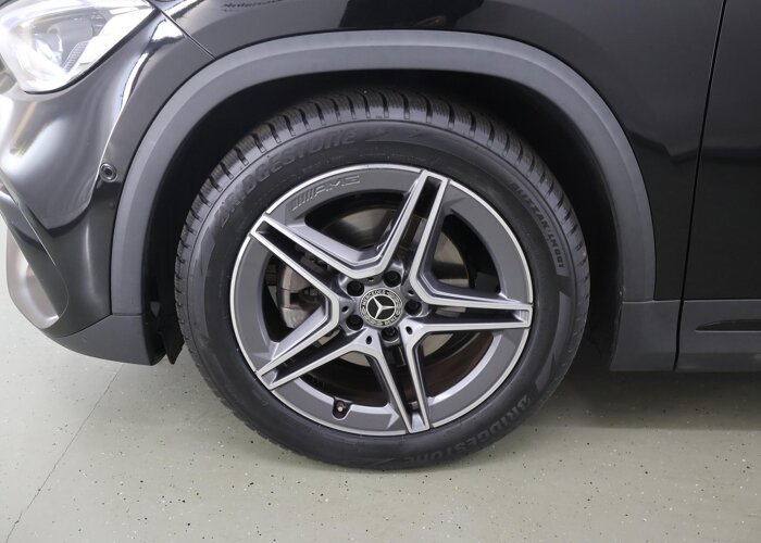 Mercedes-Benz GLA 200 AMG Line