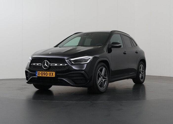 Mercedes-Benz GLA 200 AMG Line