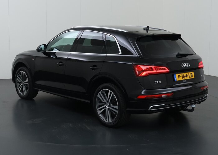 Audi Q5 2.0 TFSI quattro Launch Edition