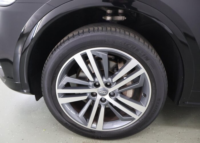 Audi Q5 2.0 TFSI quattro Launch Edition
