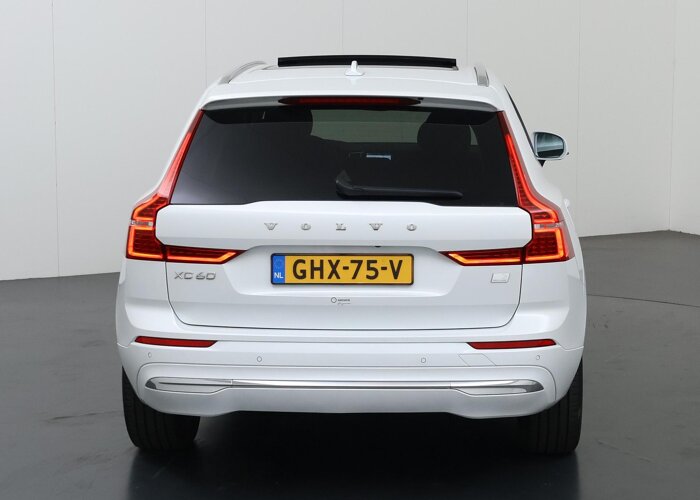 Volvo XC60 2.0 T6 Plug-in hybrid AWD Inscription Expression