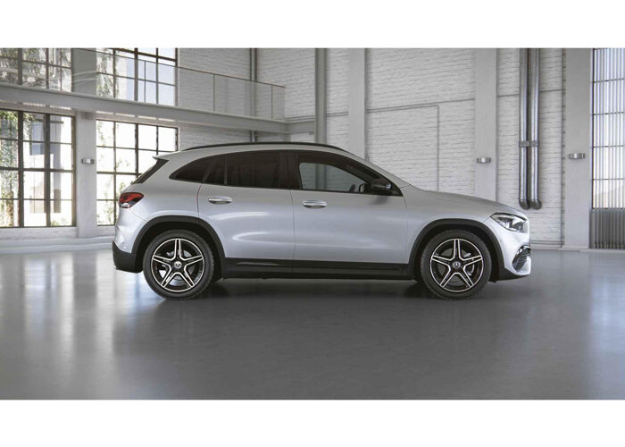 Mercedes-Benz GLA 200 Business Solution AMG