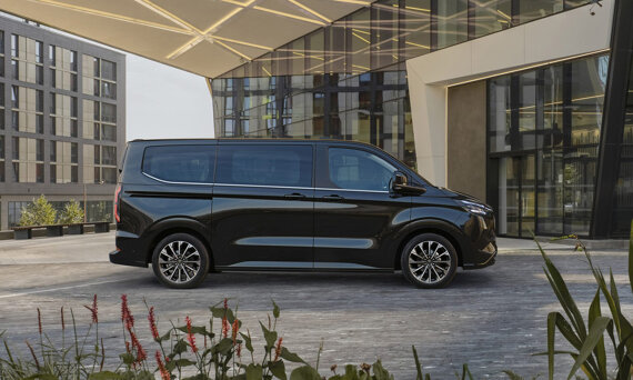 e-tourneo-custom-slider-2