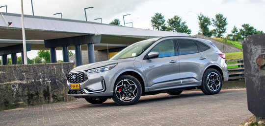 ford-kuga-video-mobiel