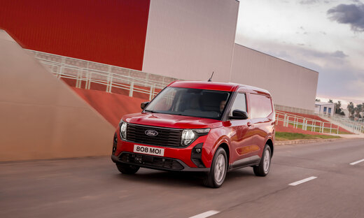 ford-transit-courier-slider-2