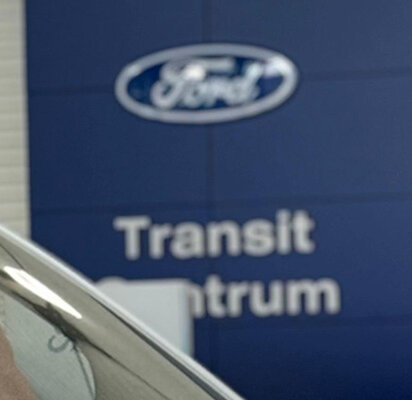 Hero-verkoopmedewerker-ford-1-mobiel