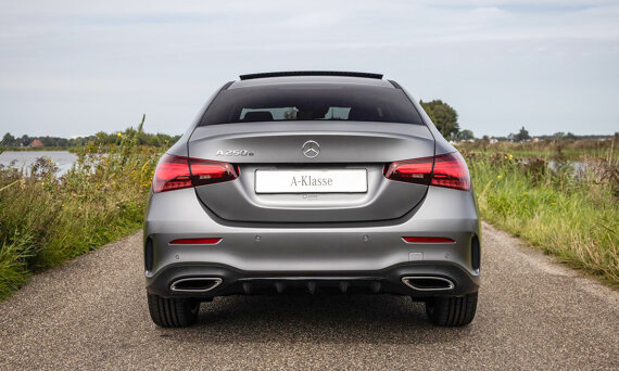 mercedes-benz-a-klasse-limousine-slider-3