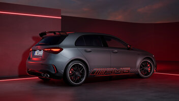 nieuwe-mercedes-benz-a-klasse-amg-slider-2