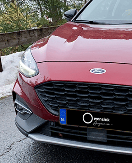 autoruit-ijsvrij-maken-auto-ijsvrij-hero-mobile