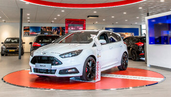 ford-lease-financieren-hero-mobiel
