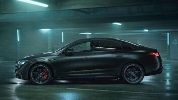 mercedes-cla-45-amg-zijkant