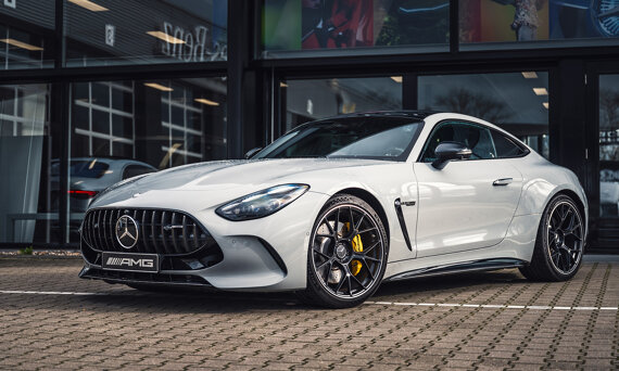 mercedes-benz-amg-gt-slider-1
