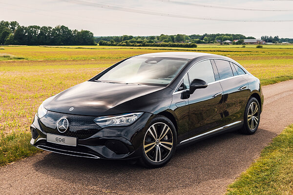 mercedes-benz-eqe-hero-mobiel