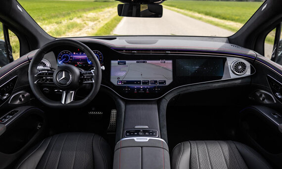 mercedes-benz-eqs-suv-slider-4