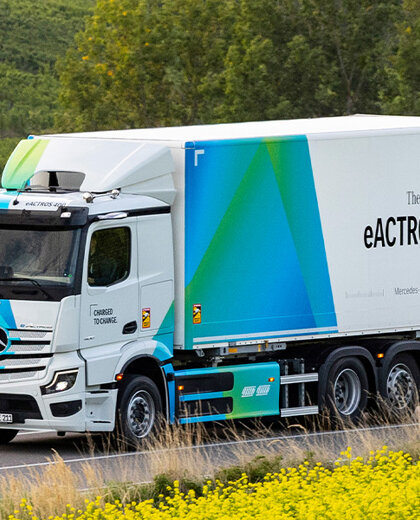 eActros-400-2025-Hero-Mobiel