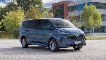 ford-tourneo-custom-slider-2