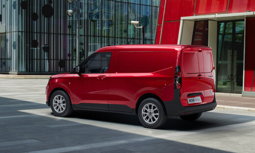 ford-transit-courier-slider-1