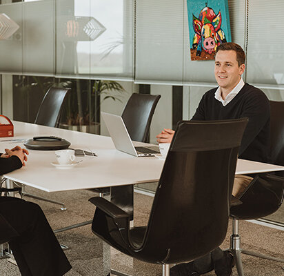 Hero-human-services-mobiel