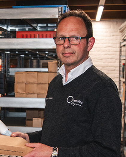 Hero-magazijn-medewerker-vacature-mobiel-2