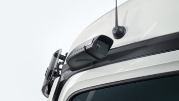mercedes-benz-e-actros-slider-5