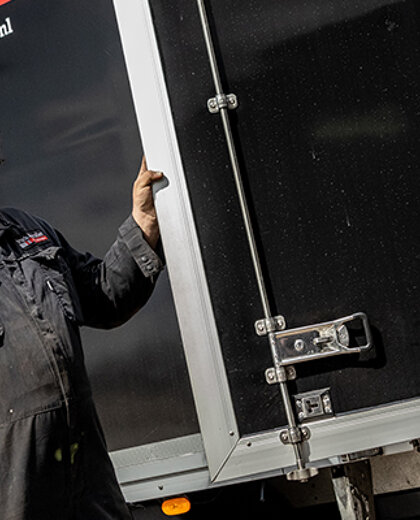 truck-en-trailer-verhuur-hero-mobiel