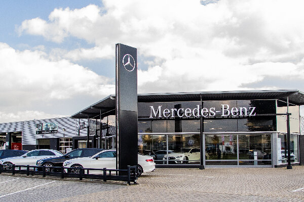 wensink-mercedes-benz-deventer-hero-mobiel
