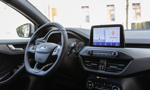 ford-focus-wagon-slider-4