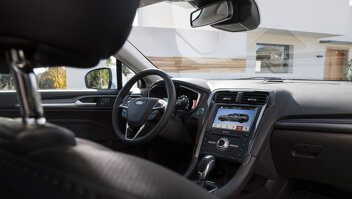 ford-mondeo-slider-1