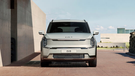 kia-ev9-slider-4