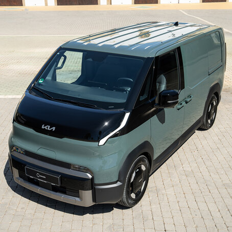 kia-pv5-media-2
