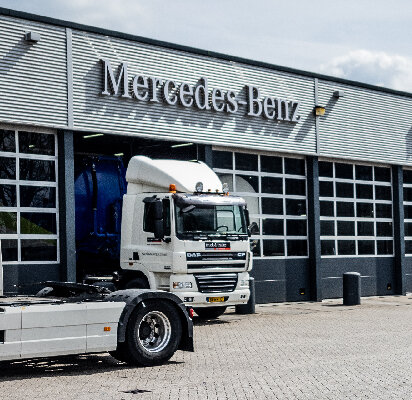 mercedes-benz-lease-trucks-hero-mobiel