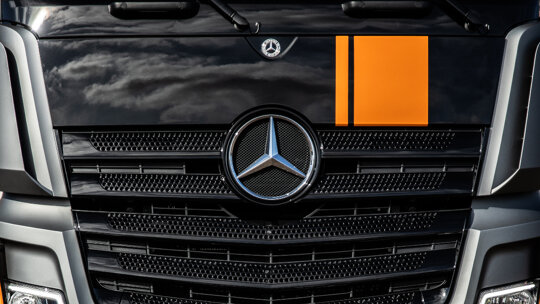 mercedes-benz-truck-accessoires-banner