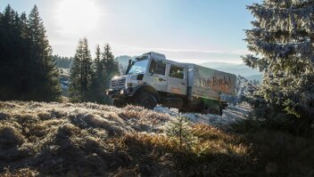 mercedes-benz-unimog-u4023-u5023-slider-3
