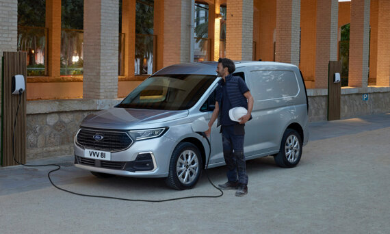 ford-transit-connect-slider-1