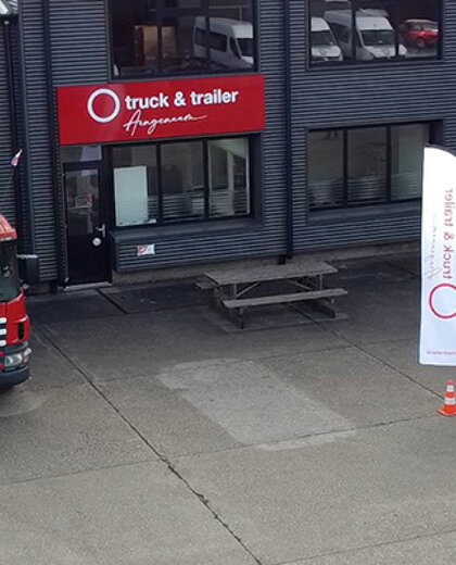 hero-aftersales-truck-trailer-oproep-mobiel