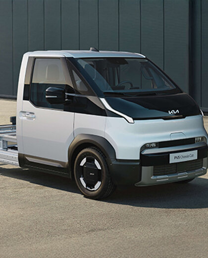 kia-pv5-chassis-cabine-hero-mobiel