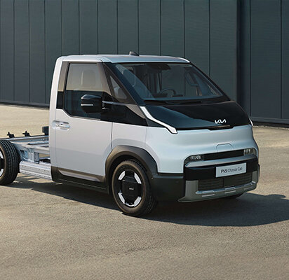 kia-pv5-chassis-cabine-hero-mobiel