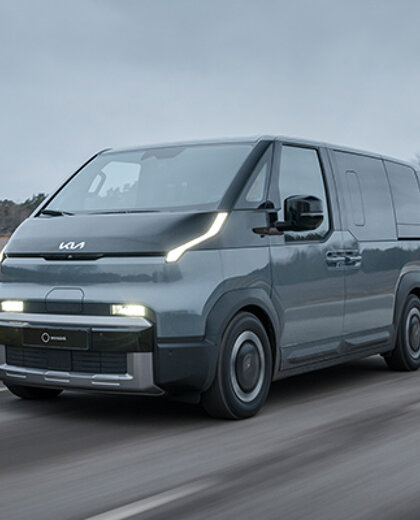 kia-pv5-hero-mobiel
