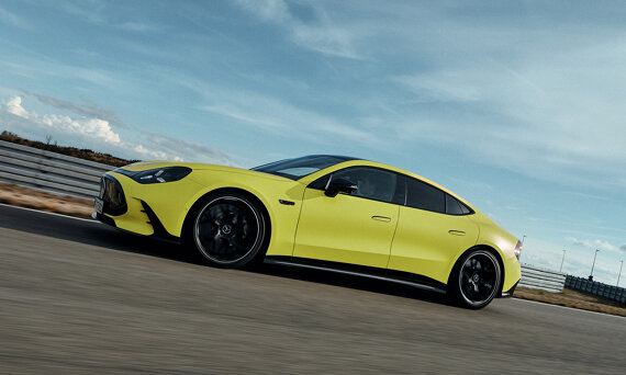 mercedes-benz-amg-gt-4-door-coupe-slider-1